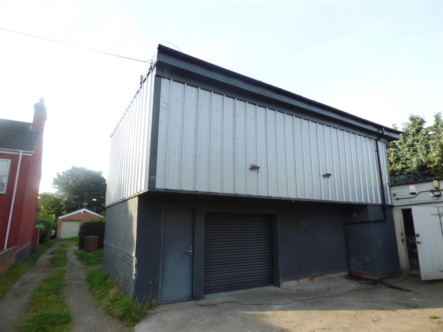 Property to the rear of, 40 Westbourne Grove, Hessle, HU13 0QG